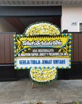 Papan Bunga Duka di Siantan Utara